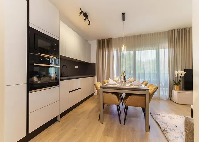 Bila بودْسْتغانا