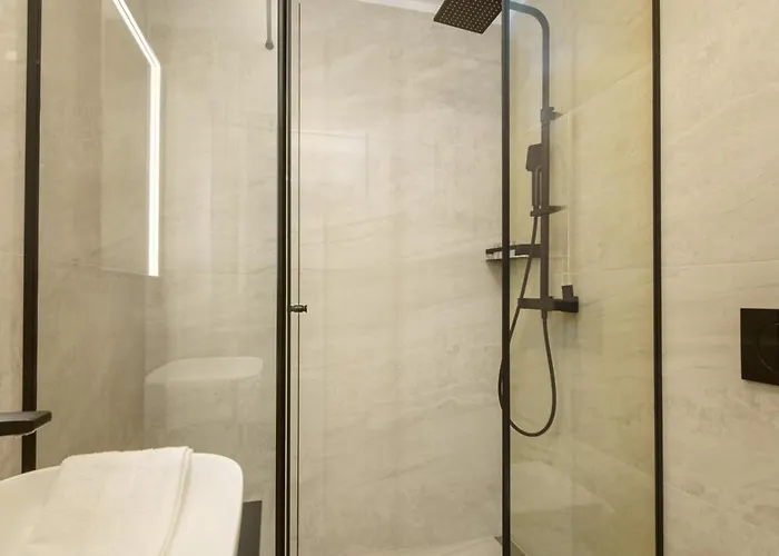 شقة Bila بودْسْتغانا