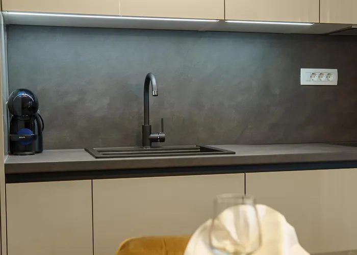 Bila بودْسْتغانا