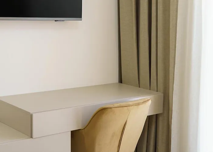 Bila بودْسْتغانا