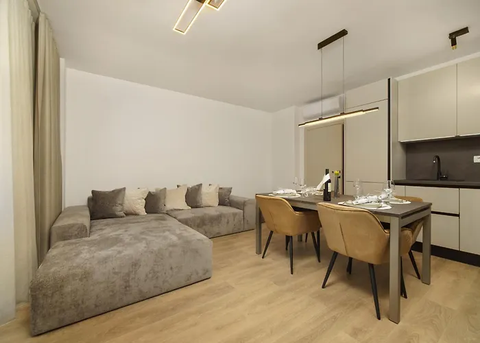 Bila * بودْسْتغانا