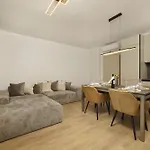 Bila * Podstrana